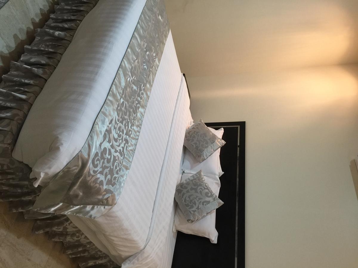 Riva Suites Aparthotel 2*